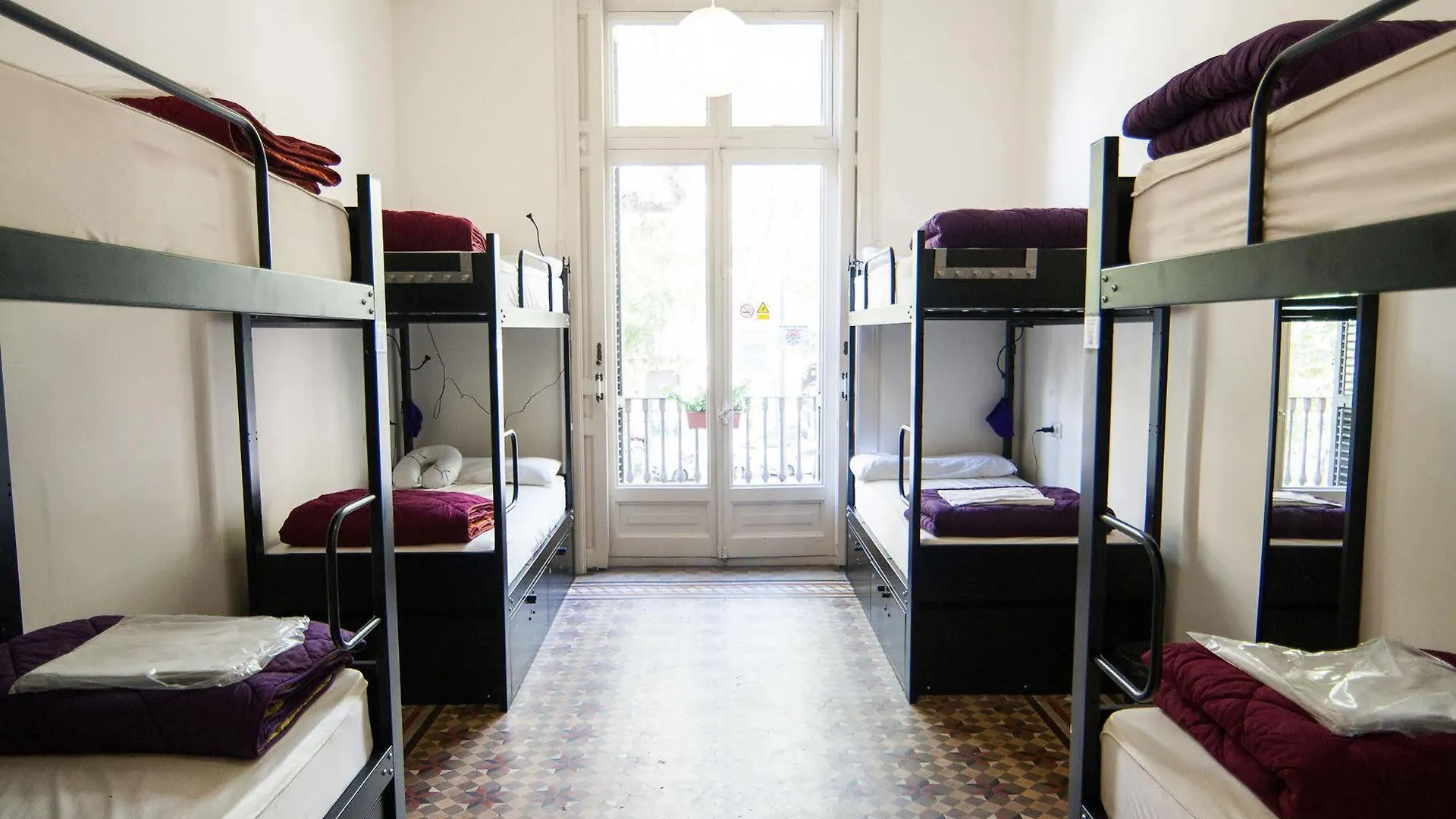 360 Hostel Borne Barcelona Spain